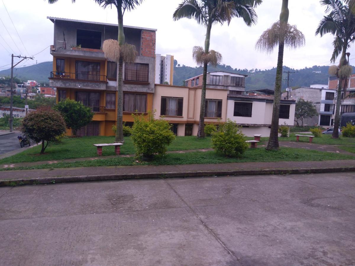 Apartamento Nomadas Santa Rosa de Cabal Exteriör bild